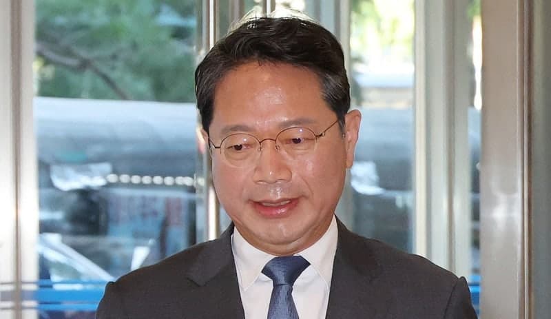 김승원 법무부 장관 후보자, '문과라 치료제 성능 몰랐다' 발언 후폭풍