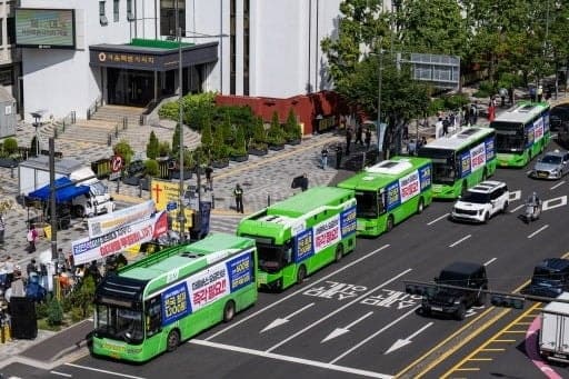서울 시내버스 노사 '마지막 담판'…합의 불발 시 내일 첫차부터 파업