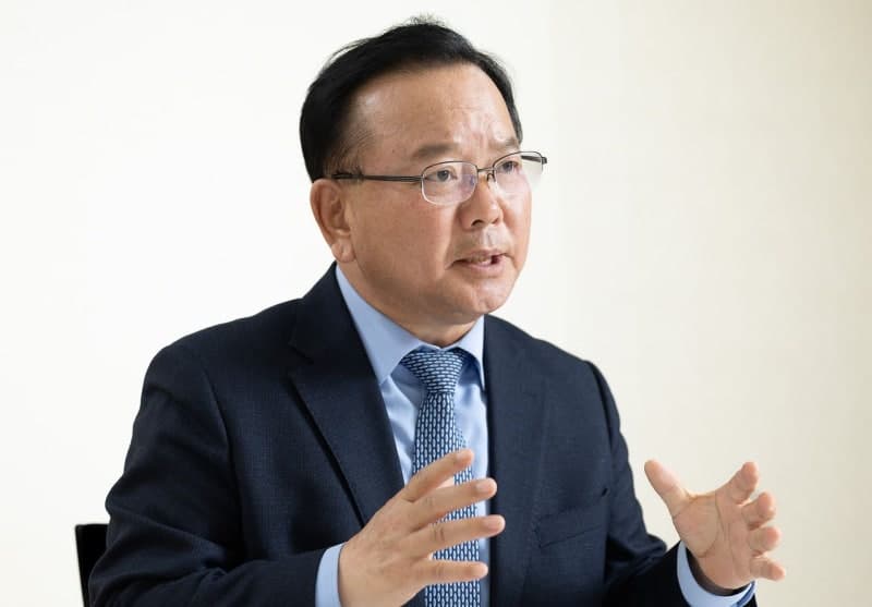 새 국민통합위원장에 김부겸 전 총리 유력…중도 확장 시동