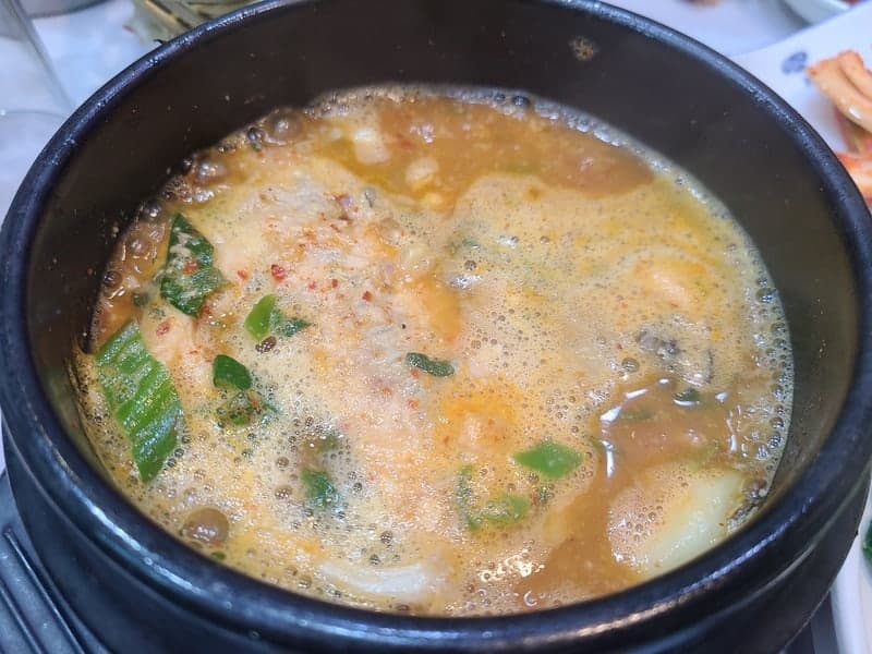 마을 주민 매운탕에 농약 넣은 60대, 항소심도 실형 선고