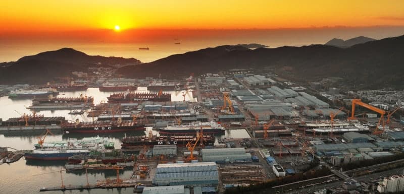 사투리·은어까지 통역…플리토, 한화오션 조선소 맞춤형 AI ‘오톡’ 구축