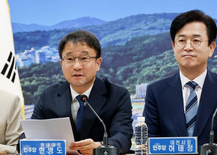 한병도 "이재명 대통령 기자회견, 국정 신뢰 제고 계기 되길"…당청 소통설은 일축