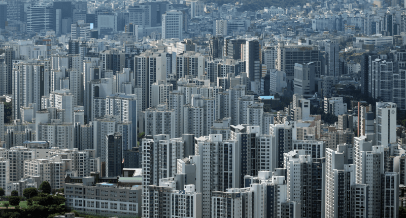 내국인 대출 막혔는데 외국인 부동산 이상거래 급증…절반은 중국인