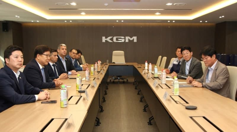 KGM, 파라과이에 무쏘 EV 20대 공급…ODA로 중남미 시장 공략