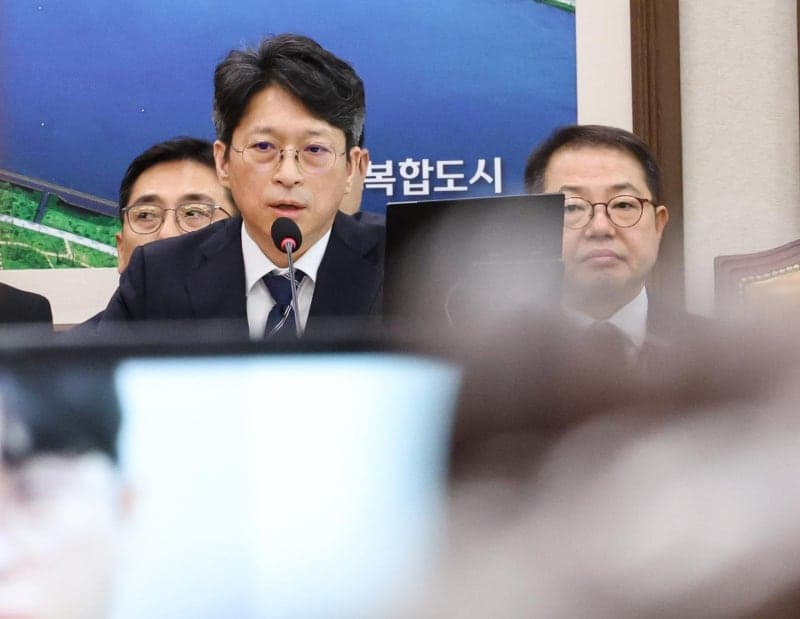 홍지선 청문회, '전세 거주' 이력 두고 여야 공방 가열