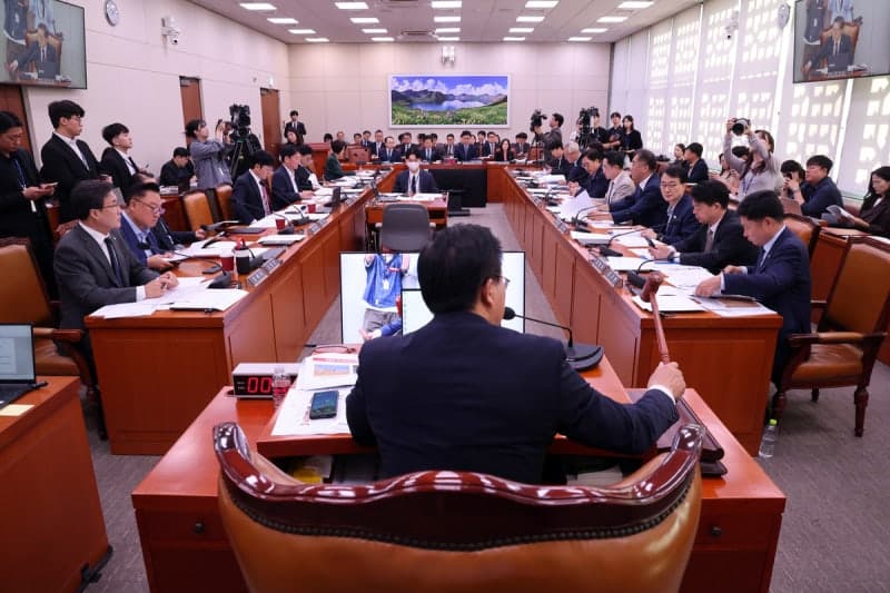 "호르무즈 파병 절대 반대"…與野, 파병론과 대북 지원 놓고 격돌