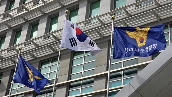 전남경찰, 추석 연휴 특별 교통관리…암행순찰차·드론 총동원