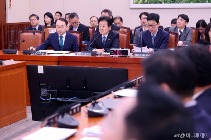 청와대, NSC 상임위 연기…호르무즈 파병 논의 숨 고르기