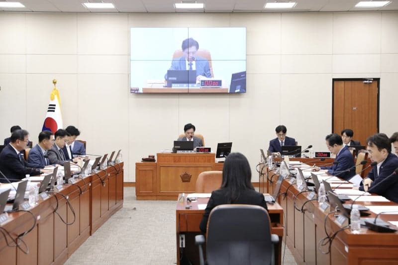 국가데이터기본법 연내 제정 속도…국회 공청회 열고 데이터 사일로 해소 나선다