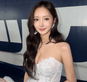 유흥업소 출신 인플루언서 시구 논란에 야쿠르트 행사 결국 취소