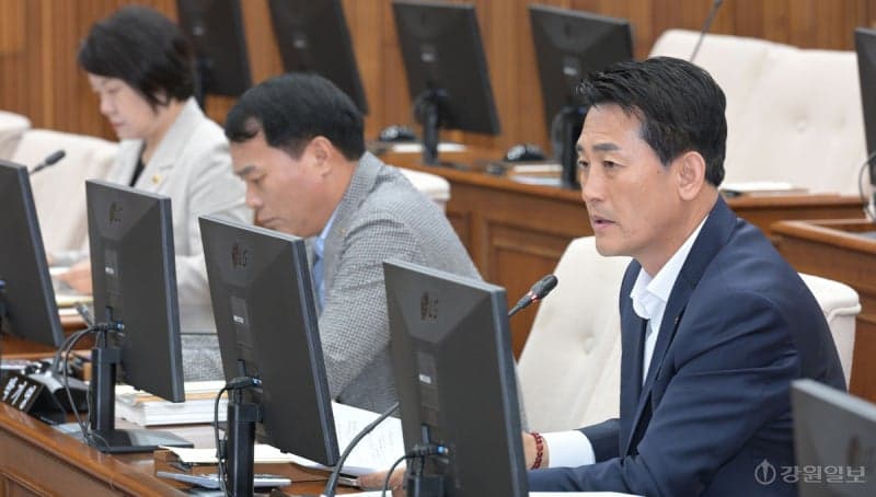 전북도의회, 도교육청 추경안 140억 삭감…예결위 심사 마무리