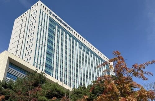 태권도장 여자 탈의실 6300회 불법 촬영한 30대 관장, 항소심도 징역 10년 구형