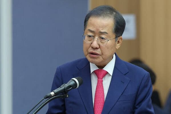 홍준표 "이재명 대통령, 정신 차려 정국 대전환 선언해야"