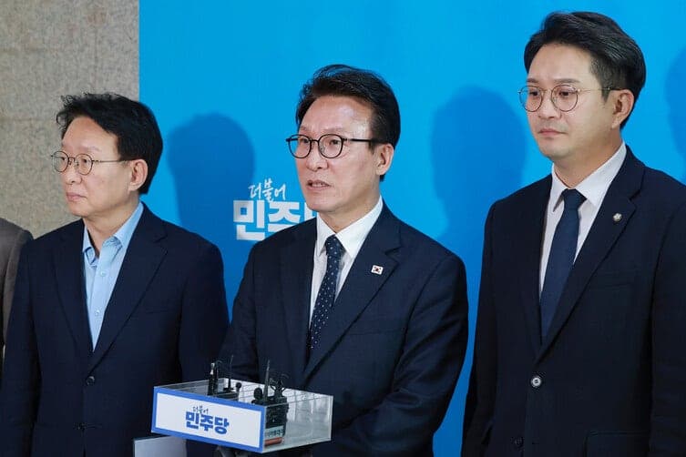 이재명 대통령 연임 의사 없다…민주당 '국정 신뢰 회복 전환점'