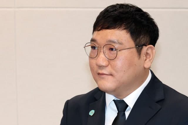 “용혜인처럼 입어라” 박기홍 최고위원 과거 여성·학벌 비하 발언 논란