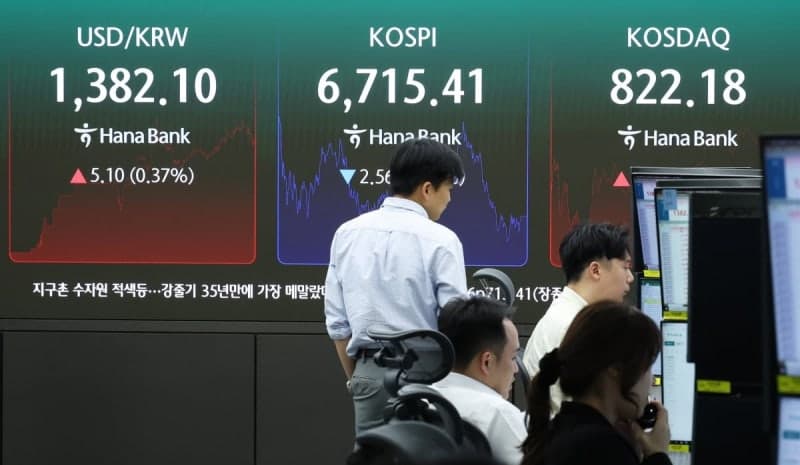 박스피에 지친 개미들, 거래대금 반토막 난 ETF 시장서 '커버드콜'로 피신