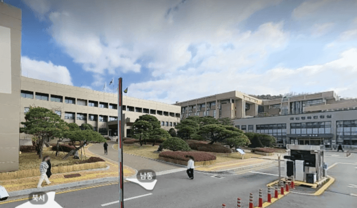 파주시청 50대 간부 공무원, 만취 상태로 주차 차량 3대 들이받아
