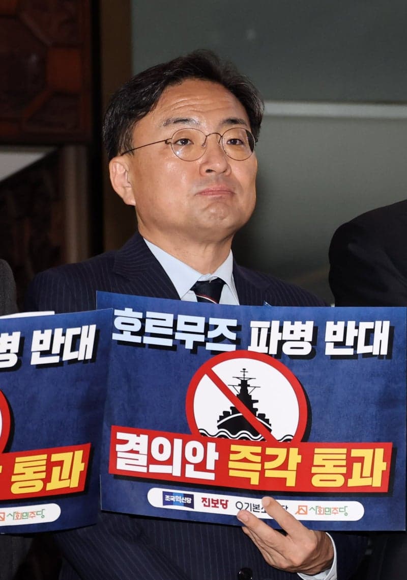 민주당 '교섭단체 15석' 제안에 조국혁신당 반발…범진보 주도권 갈등 점화