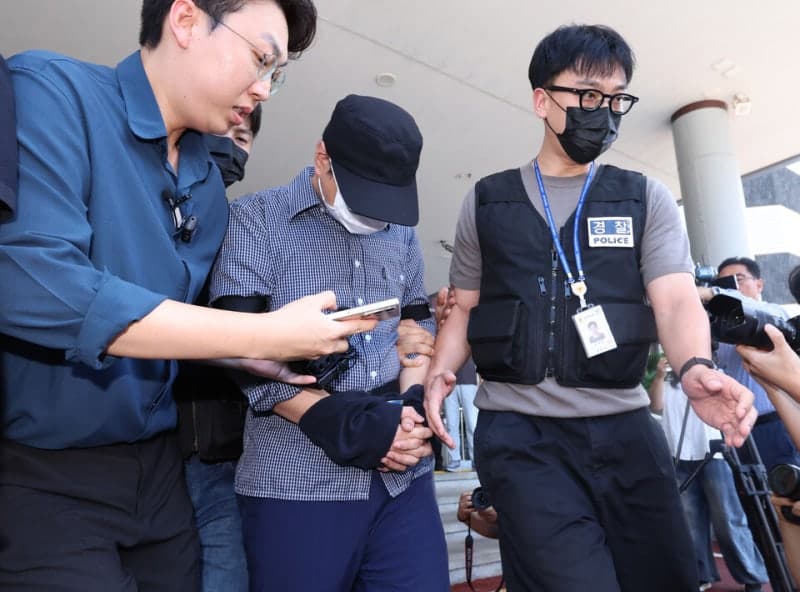 '제주 실종 허위종결' 담당 경찰관 구속기소…실종자 2명 끝내 숨진 채 발견