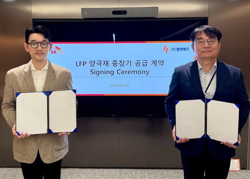 SK온, 엘앤에프와 1600억 규모 LFP 양극재 공급 계약…ESS 탈중국 가속