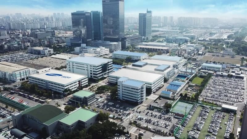 삼성전기, 역대급 실적에도 주가 41% 급락…증권가 '저가 매수 기회'