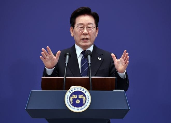 이재명 대통령, 100분간의 진솔한 소통…“연임 생각 전혀 없다”