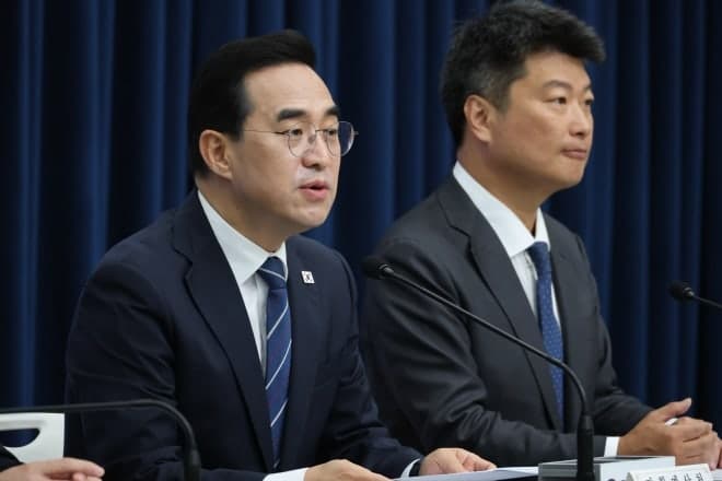 박홍근 "성장 과실 확산할 2045 국가발전전략 연내 발표"