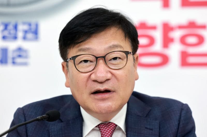 정점식 "이재명 대통령 기자회견은 국정 기조 거부한 공허한 말잔치"
