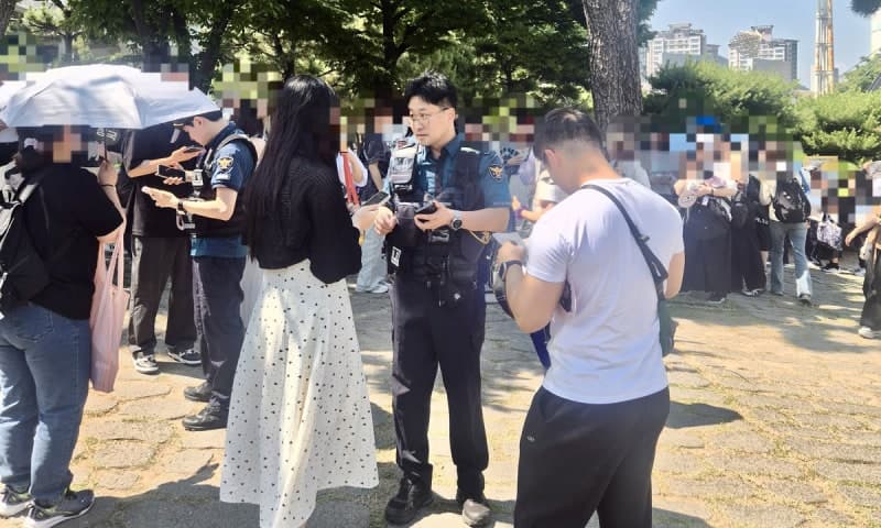 매크로 이용해 티켓 싹쓸이한 암표상 157명 검거…범죄수익 20억 환수