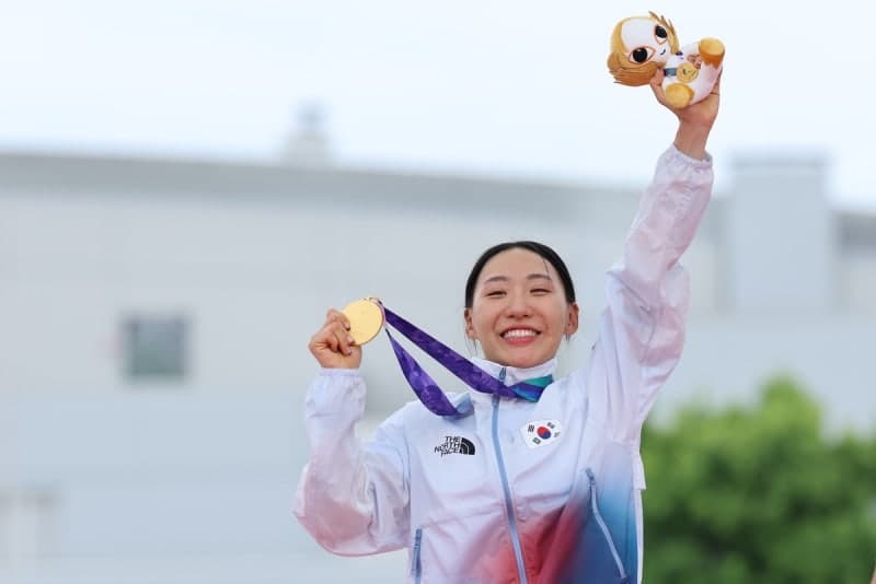 성승민, 아시안게임 근대5종 여자 개인전 첫 금메달…대한민국 선수단 1호 금빛 질주