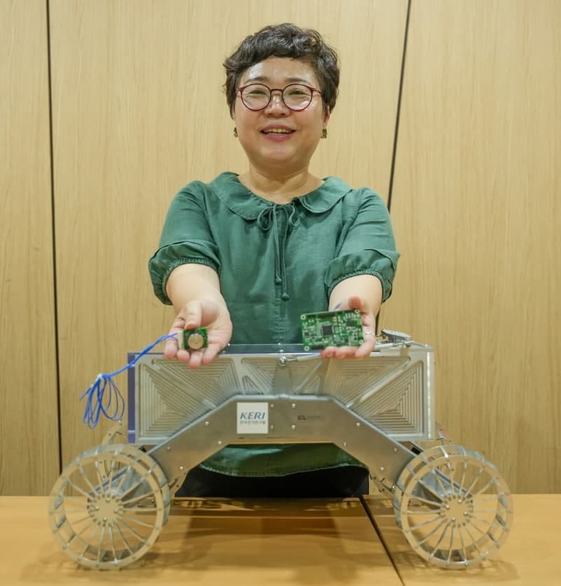 2032년 달 표면 누빈다…우리 기술로 만든 탐사 로버 개발 본격화