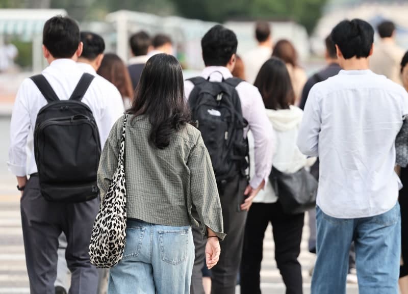 전국 대체로 맑고 낮 최고 31도…일교차 최대 15도