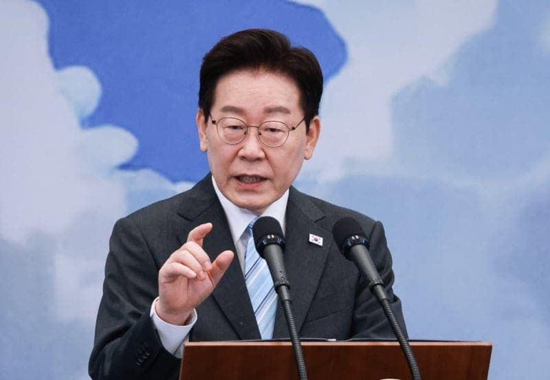 이재명 대통령 "초대규모 투자와 지분 취득으로 성장의 과실 국민과 공유해야"