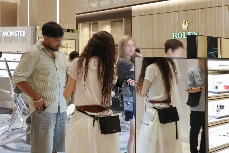 신세계백화점, 외국인 관광객 겨냥 '글로벌 쇼핑 페스타' 개최