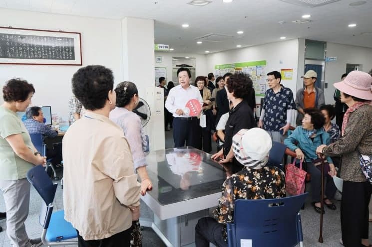 강기윤 창원특례시장, 추석 앞두고 민생·복지 현장 소통 행보