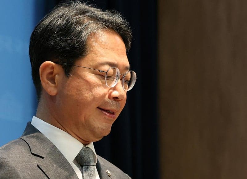 용혜인·김승원 잇단 낙마…청와대 인사라인 교체 요구 분출