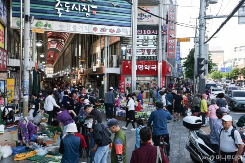 추석 연휴에도 24시간 운영하는 국민콜110…교통·병원 정보 확인하세요