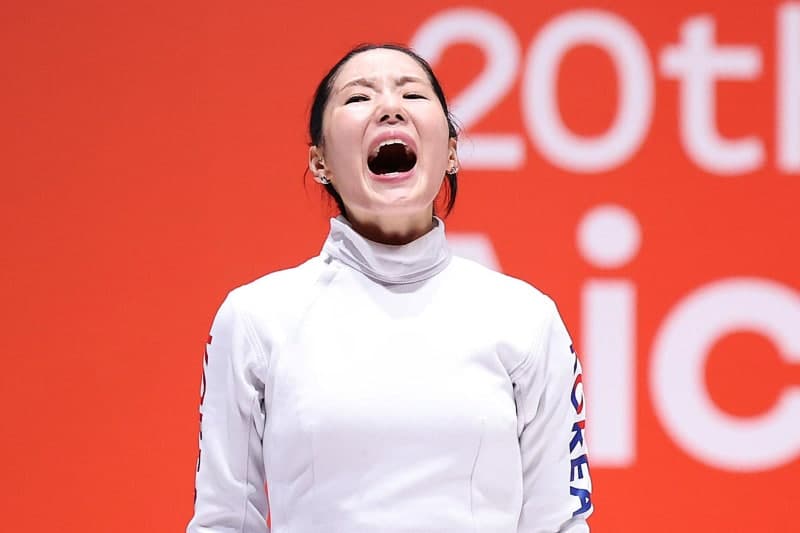송세라, 2026 나고야 AG 여자 에페 금메달…개인전 한 풀었다