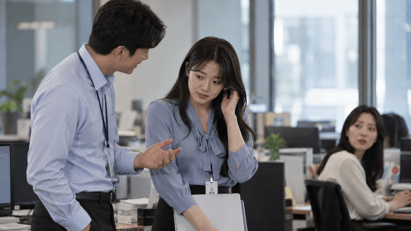 "오늘 좀 여자 같고 예쁘네" 칭찬했다가 인사팀 호출받은 직장인