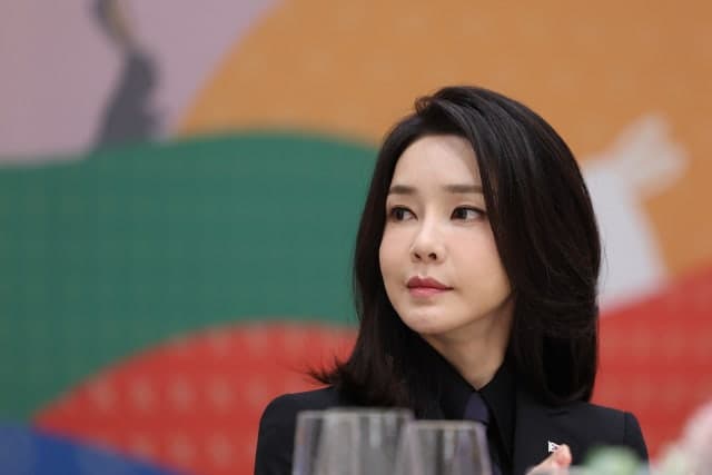 '매관매직 의혹' 김건희 여사 항소심 징역 5년…1심보다 감형