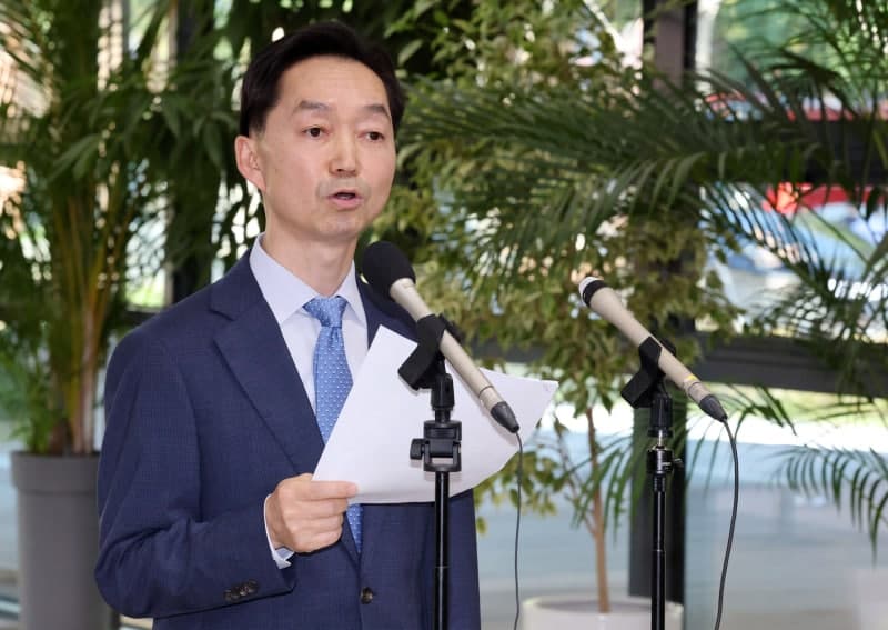 이정현 검찰총장 대행 첫 출근…"이재명 공소취소, 진상조사 결과 봐야"