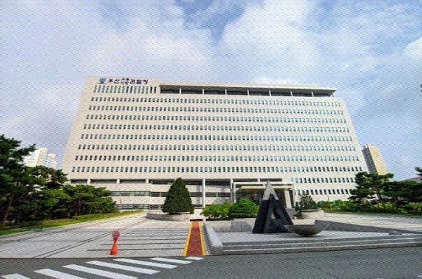 인천공항 통과한 필로폰, 부산우편집중국 '2차 저지선'서 덜미