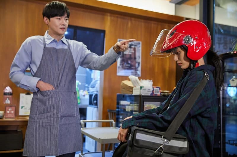 배달기사에 “내가 너희 돈 주는 사람” 막말한 치킨집 사장
