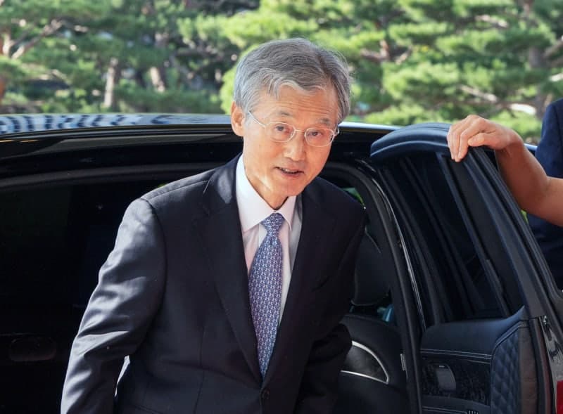 조희대 대법원장, 청와대 대법관 재제청 요청 공식 거부