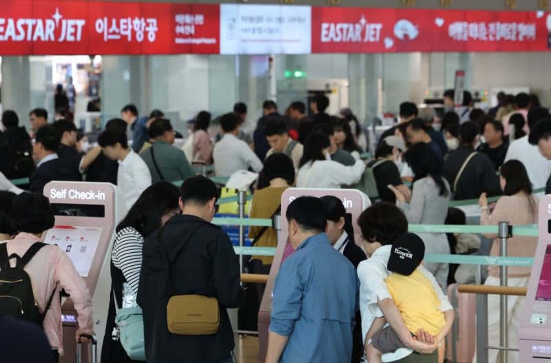 "수하물 미탑재 속출" 인천공항 2터미널, 1터미널 인력 긴급 재투입