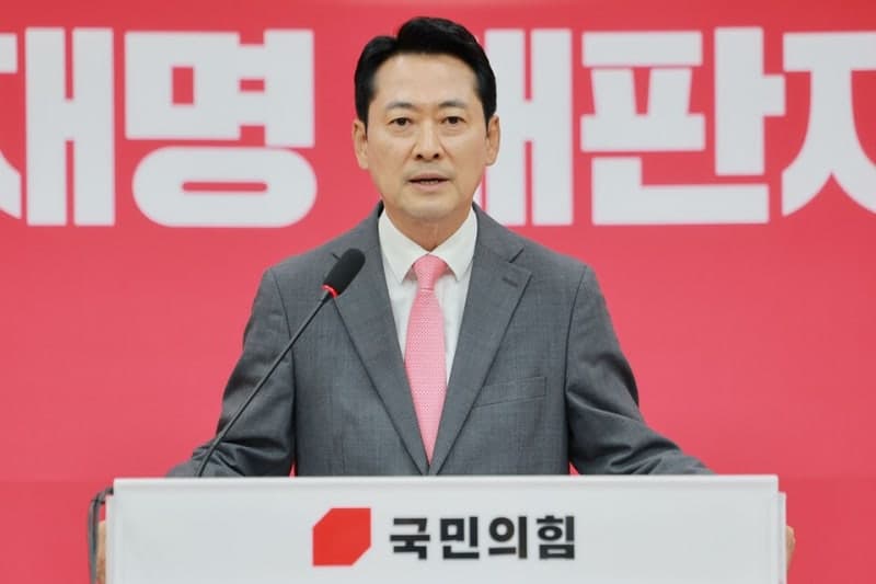 DMZ 수색로 개척 중 지뢰 폭발…군 장병 부상에 북한 목함지뢰 가능성 조사