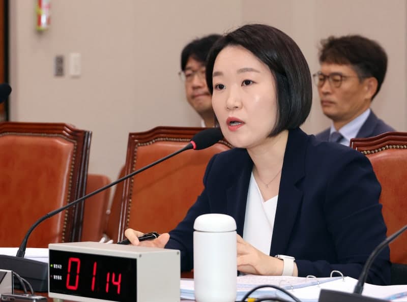중소·벤처업계, 이소영 중기부 장관 취임 환영…규제 혁신과 양극화 해소 기대