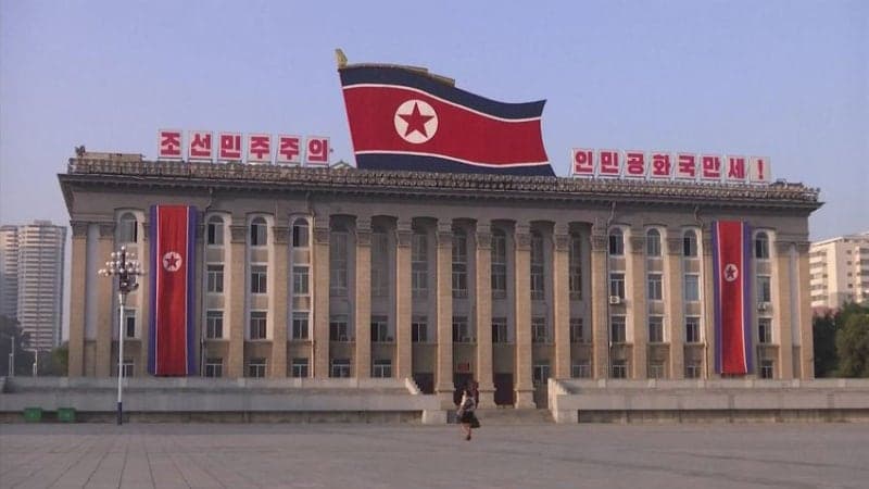 우크라이나 생포 북한군 포로 2명 한국 송환, 남북관계 파장 주목