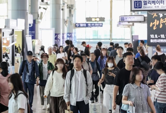 KTX역마다 반복되는 '주차 전쟁'…수요 급증 못 따라가는 주차 공간