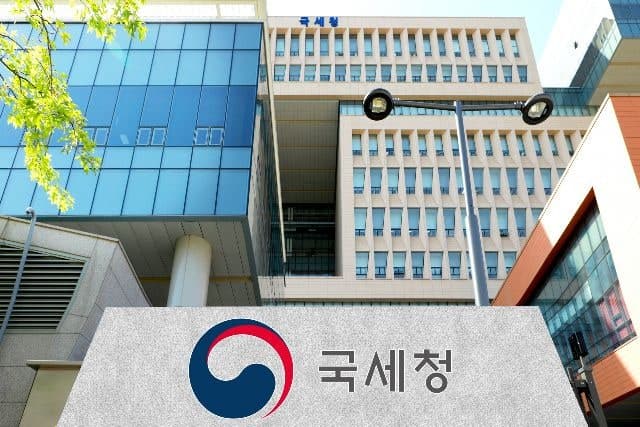 세금 탈루한 억대 유튜버 17명에 총 239억 원 부과·추징